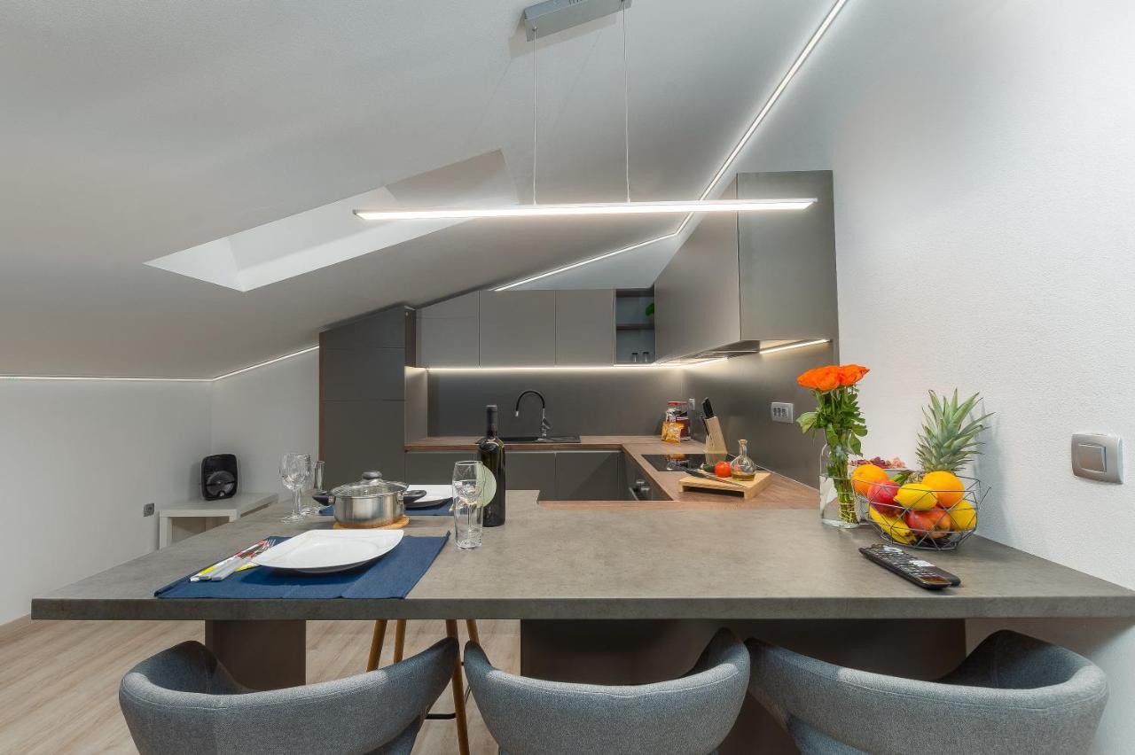 Apartment Ena Near Pula Amphitheater Kültér fotó