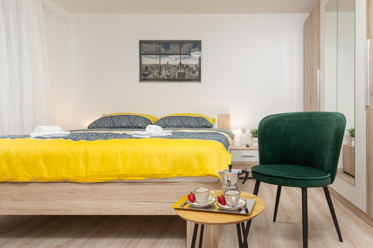 Apartment Ena Near Pula Amphitheater Kültér fotó